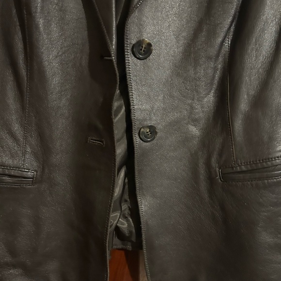 Jones New York dark brown leather jacket. Size 1X - Picture 5 of 7